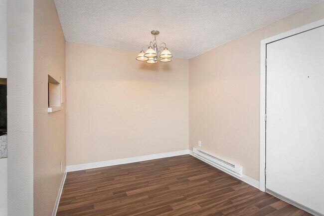 THE HEIGHTS AT SHERIDAN (BAYVIEW APTS)