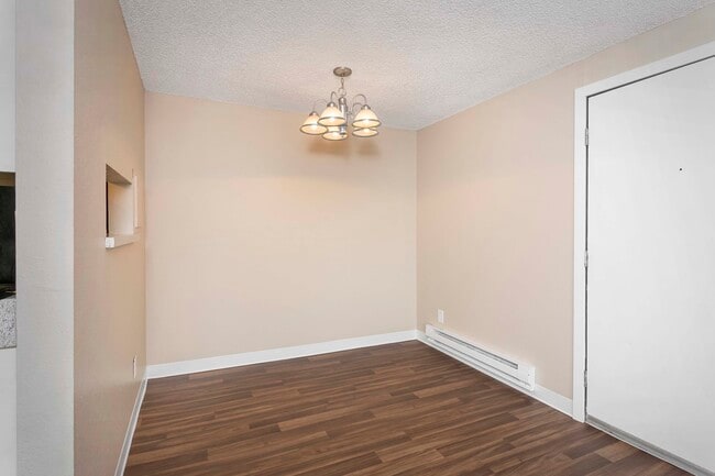 Photo - THE HEIGHTS AT SHERIDAN (BAYVIEW APTS)