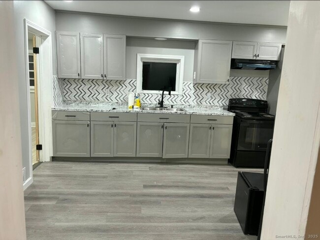 Building Photo - 190 Howard Ave Unit 1