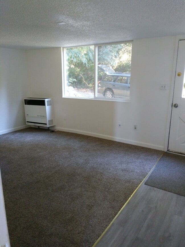 Photo - 10600 West Dr