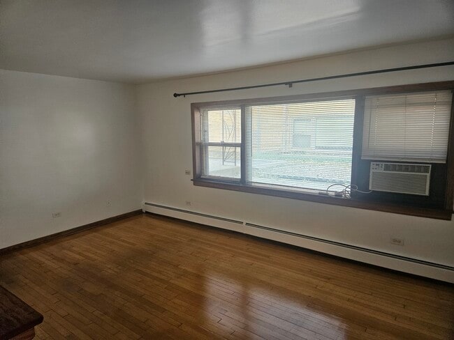 Photo - 1633 S Harlem Ave Unit GW