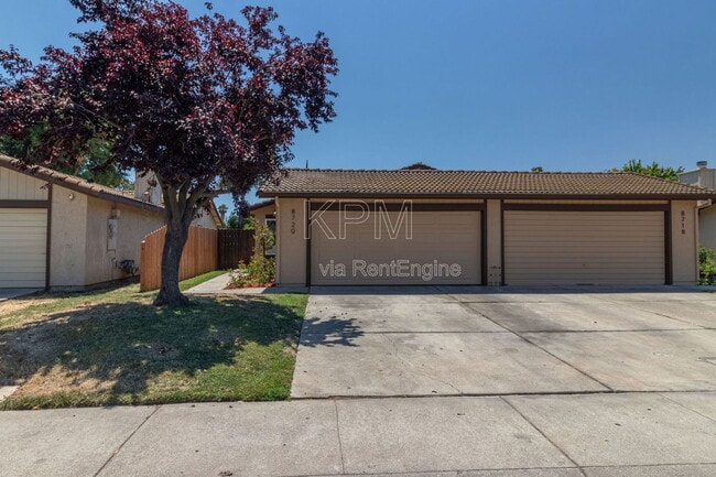 Photo - 8720 Fox Creek Dr