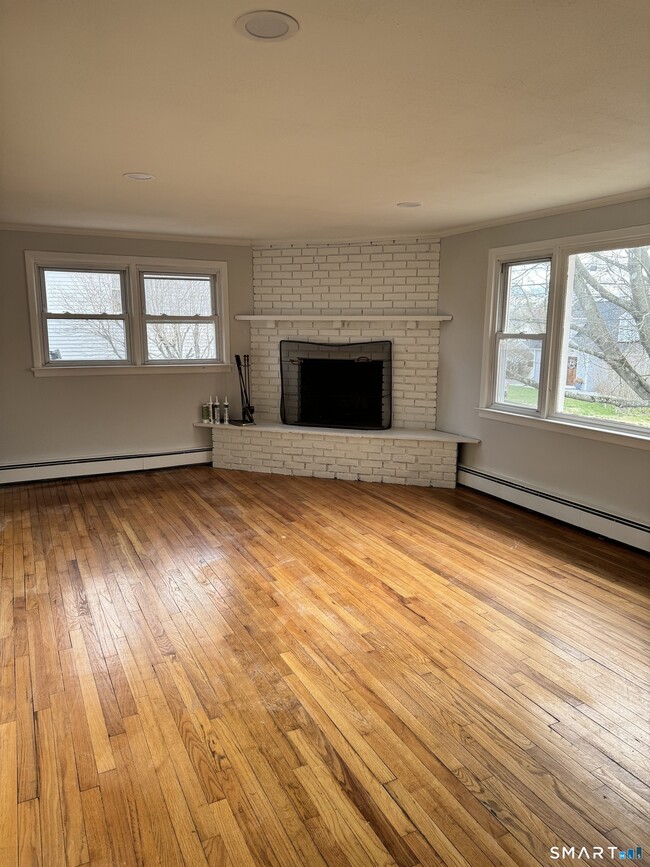 Photo - 5 Amundsen St Unit 3