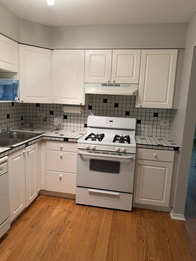 Photo - 7333 Grand Ave Unit 203