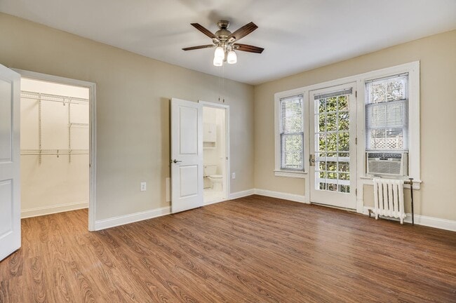 Studio apartment with balcony