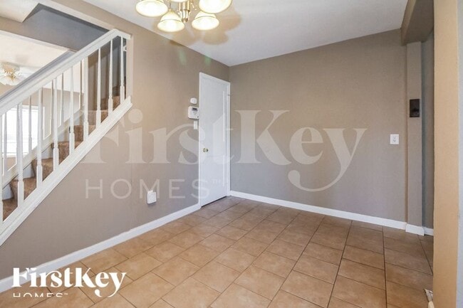 Photo - 3106 NE 56th St