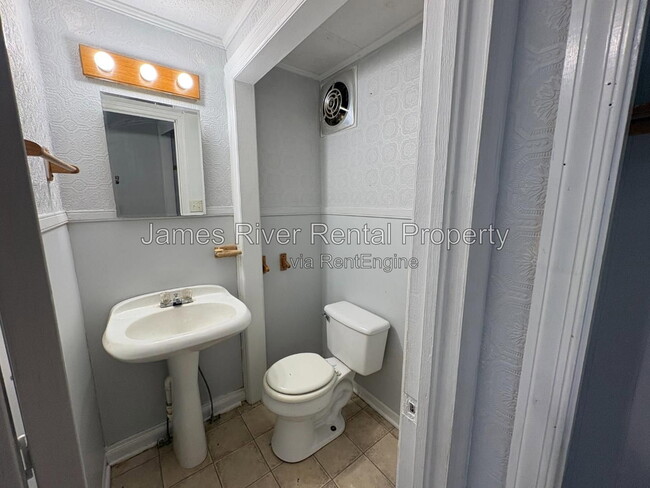 Photo - 1312 Laurel Ln