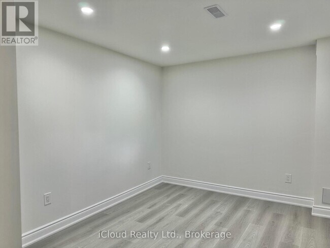 Photo - 704 Santa Maria Blvd