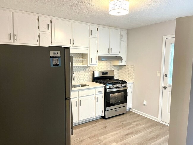 Photo - Welcome to this charming 2-bedroom, 1-bath...