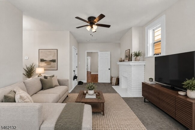 223 Devon St Unit 2