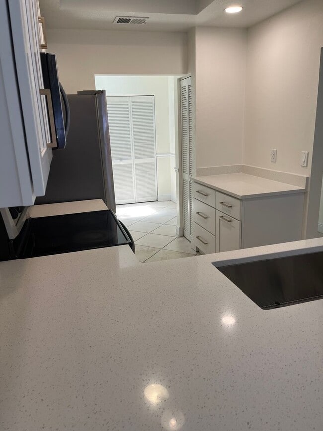 Photo - 752 S Orlando Ave Unidad OCE314
