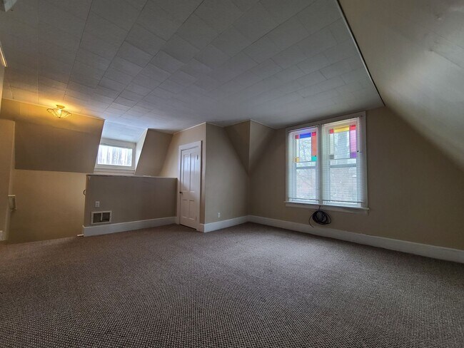 Photo - 621 State St Unidad Apt. 2