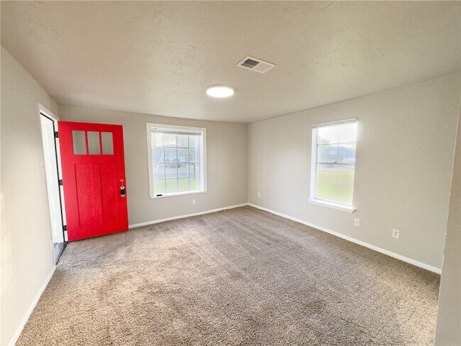 Photo - 1111 Georgia St