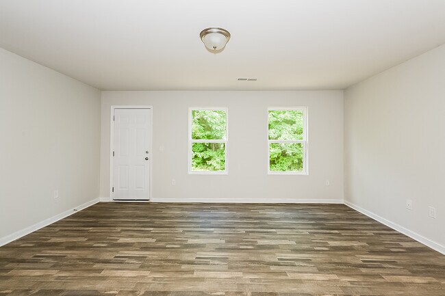 Photo - 145 Cold Creek Pkwy