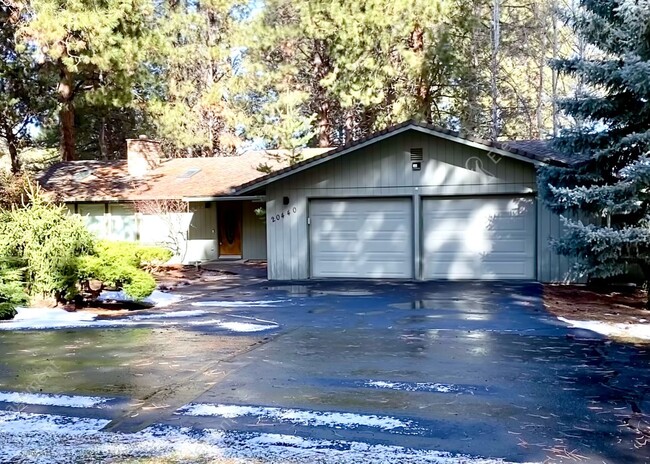 Spacious Single-Story 3 BR Bend home in qu... - Spacious Single-Story 3 BR Bend home in qu...