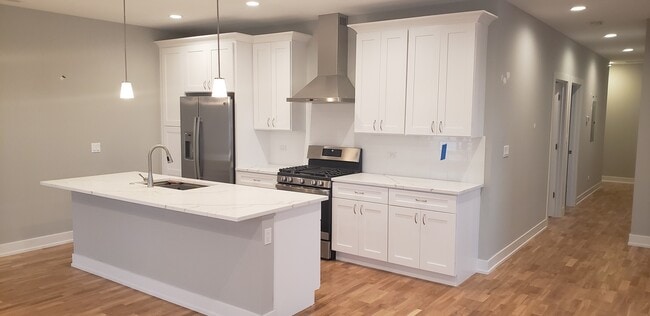 Photo - 5051 N Harlem Ave Unit 1