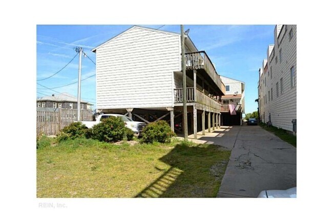 Photo - 1268 W Ocean View Ave