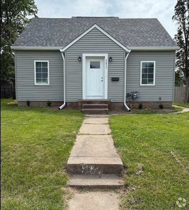 Building Photo - 2623 College Ave Rental