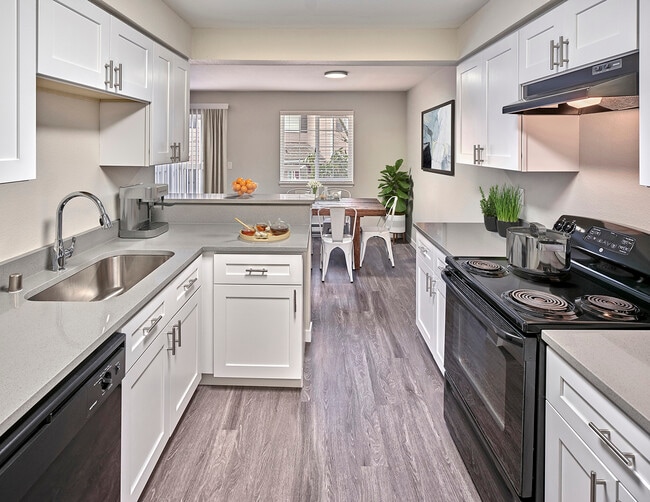 Building Photo - Arterra Rental