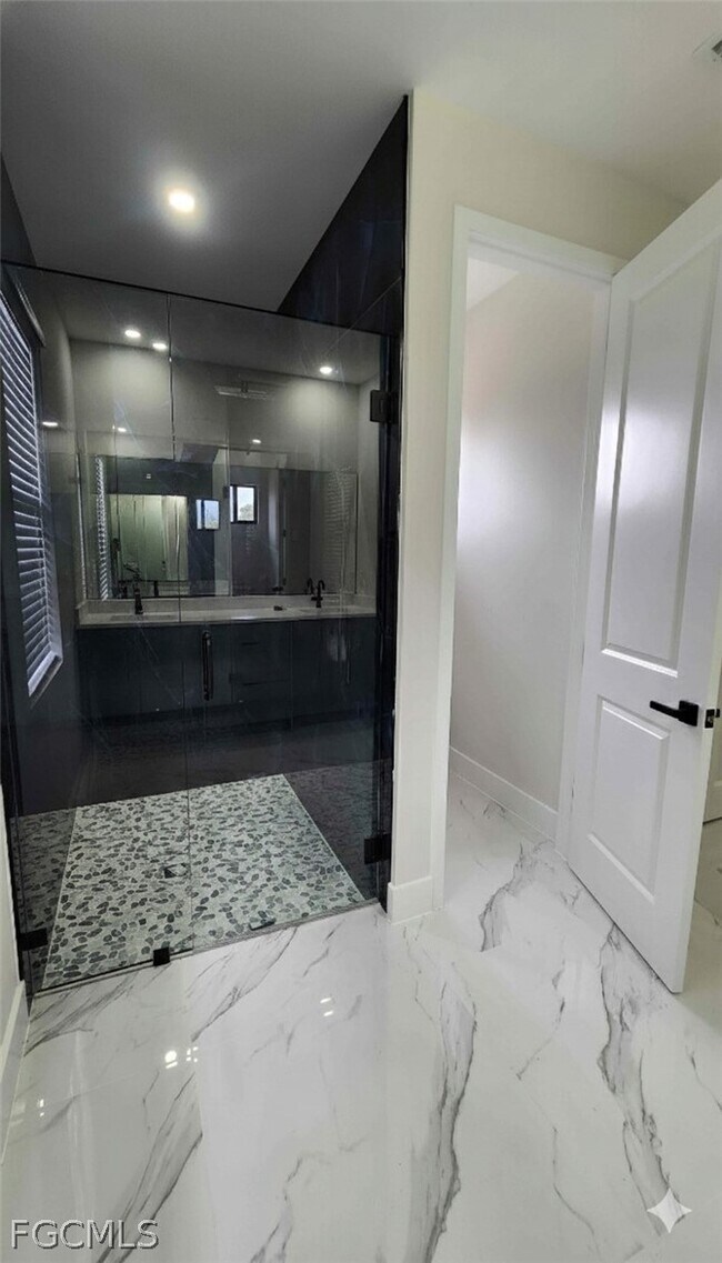 Building Photo - 4622 Gene Ave N