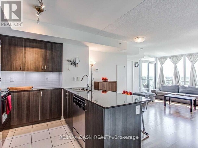 Photo - 5740 Yonge St Unit 1002