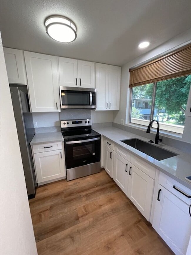 Photo - Renovated 1 bed/ 1 bath/ 1 parking- Mililani & Pet Friendly