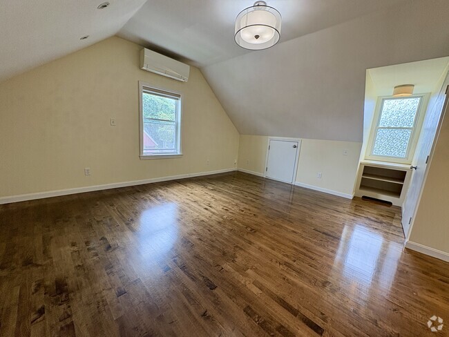 Building Photo - 21 Holton St Unit 3 Rental
