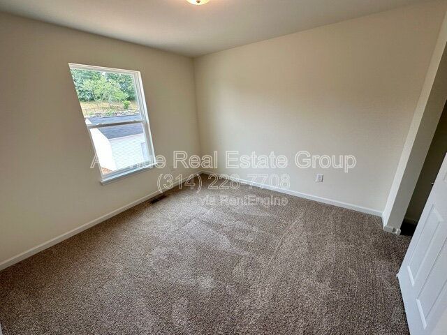 Photo - 5587 Walden Ridge Dr