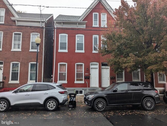 Photo - 178 W Hanover St