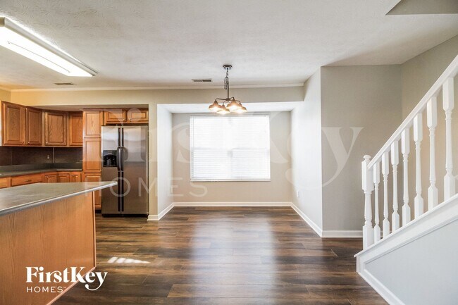 Photo - 6013 Marsh Cir