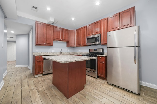 Building Photo - 4538 W Jackson Blvd Rental