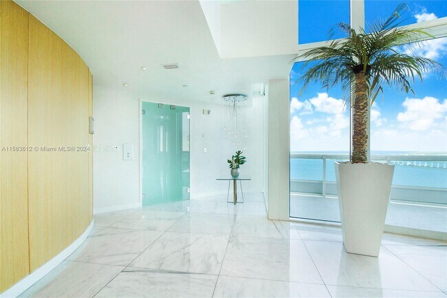Photo - 1643 Brickell Ave Unit 2902