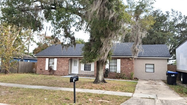 Photo - Upgraded 4BD/2BA Single Family Home in Orlando!