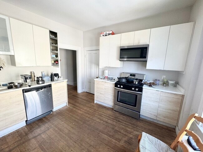 Photo - 158 Boston St Unit #2