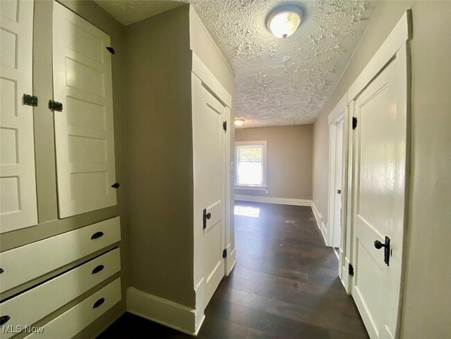 Photo - 999 W Exchange St Unit 2