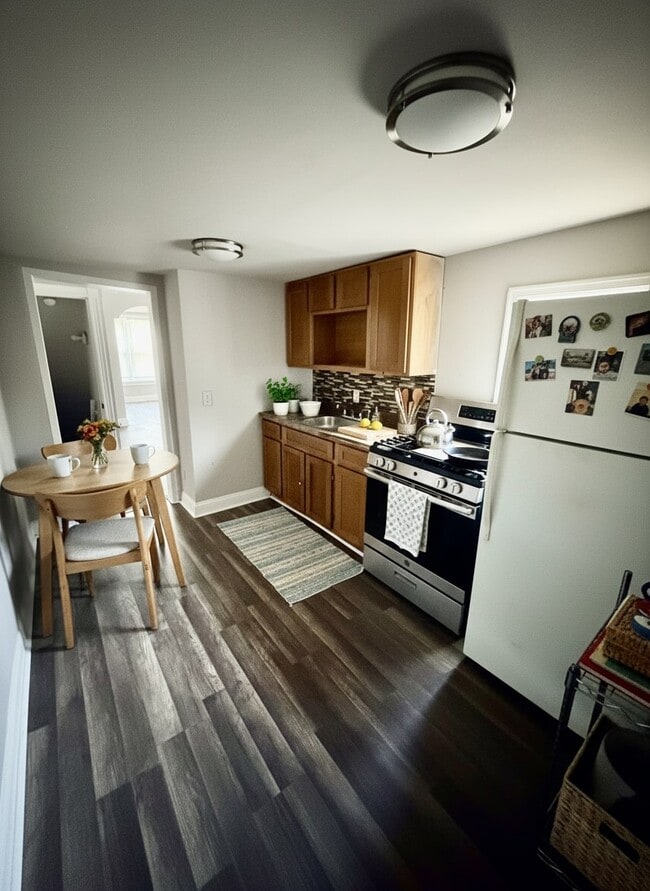 Photo - 88 E Garfield St