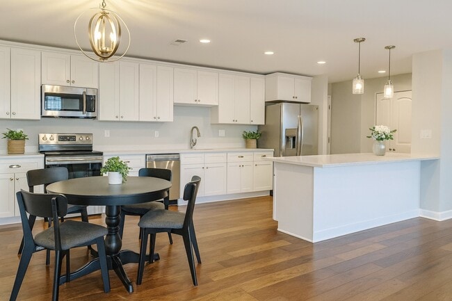 Photo - 1727 W Crystal Ln