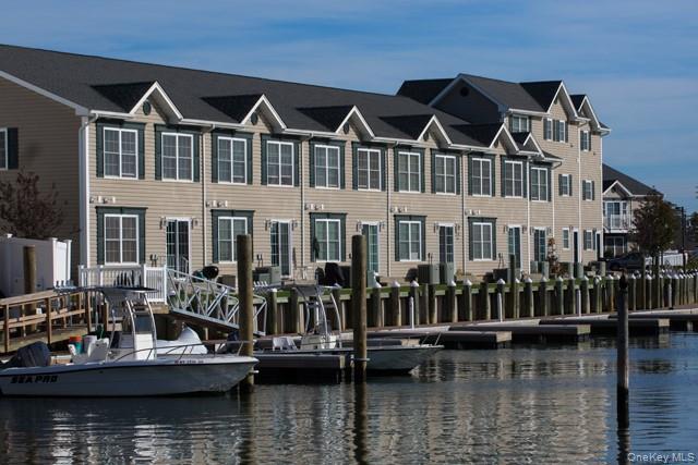 Photo - 60 Front St Unidad B211