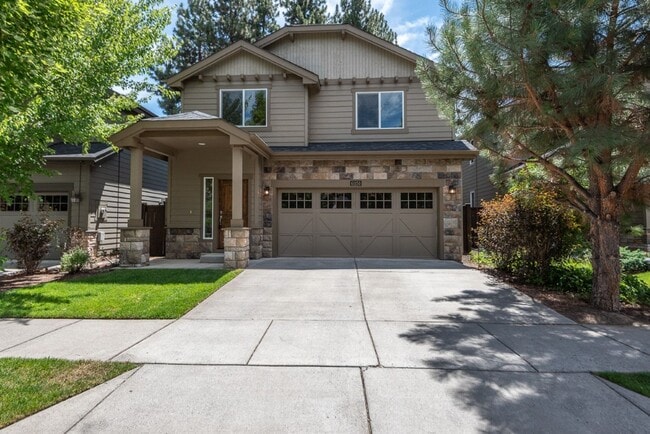 Building Photo - 61150 Snowbrush Dr