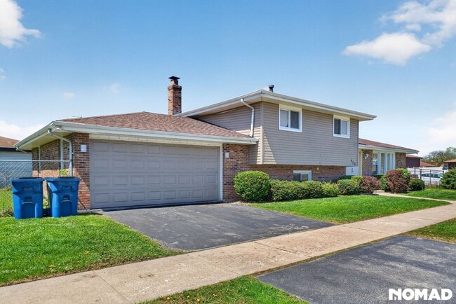 Building Photo - 479 164th St