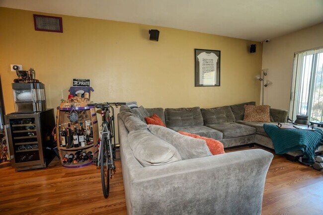 13917 SW 90th Ave Unit 214 b