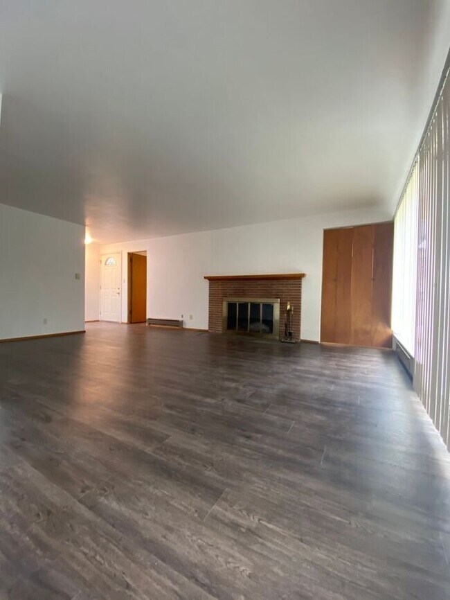 Photo - Nice 3 Bedroom Rambler in North End Tacoma!