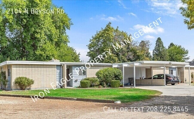Building Photo - 2104 N Bryson Rd