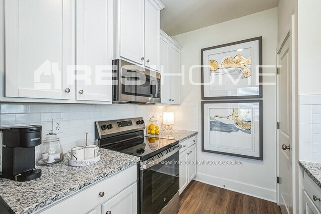 37 Southport Cir