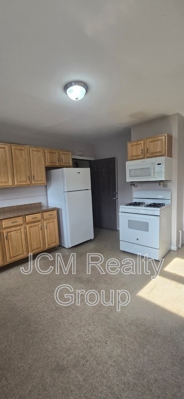Photo - 66 Batchelder St Unit 2 / 2nd Floor