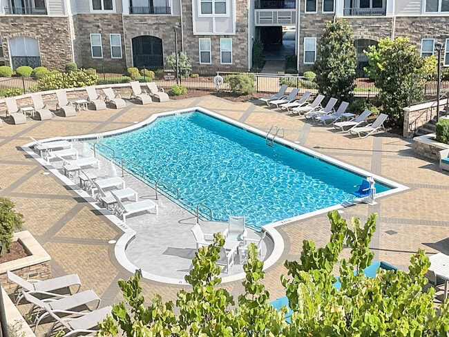 Legacy 521 Apartments