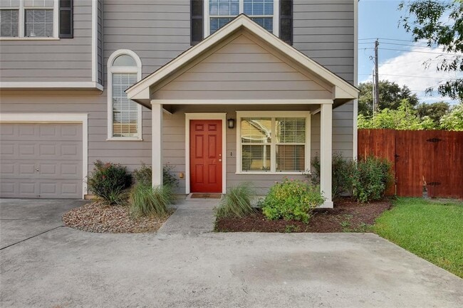 Photo - 6011 Fairway St
