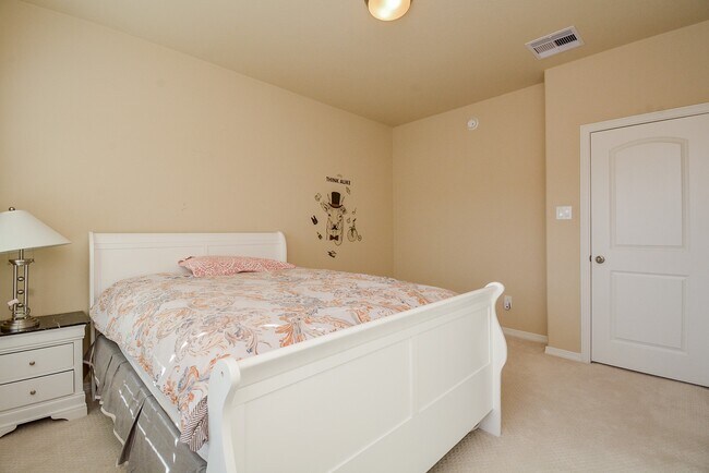 Photo - 6302 Kennedy Hills Ct