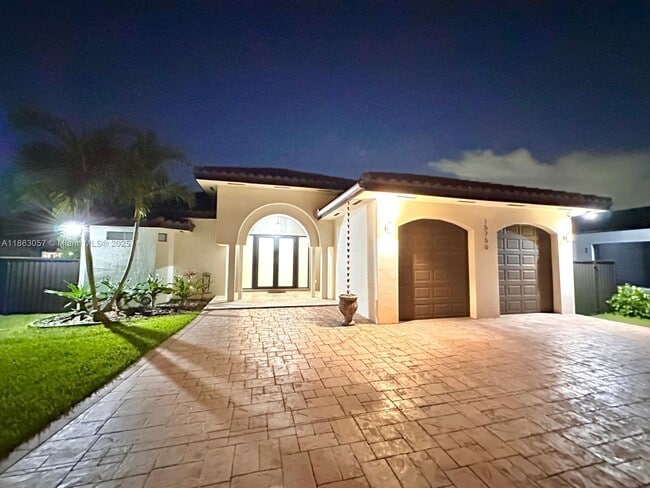 Building Photo - 15750 SW 90th Ave Rental
