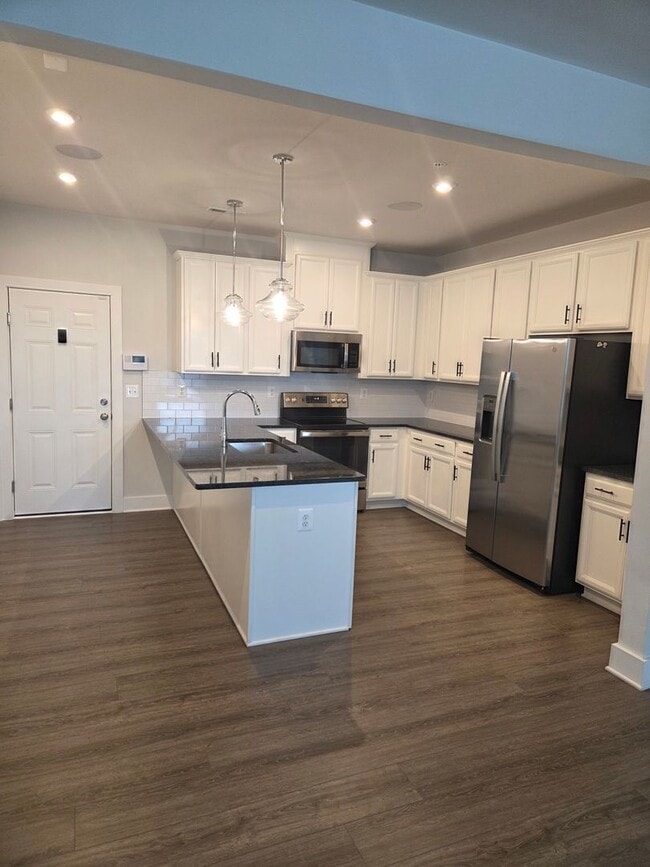 Photo - 1129 N Lombardy St